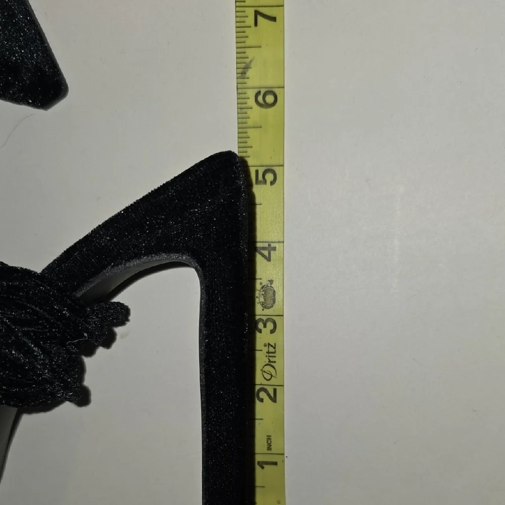Lulus Guesty Black Velvet Lace Up Ankle Tie High Chunky Heel Size 7 Whimsigoth